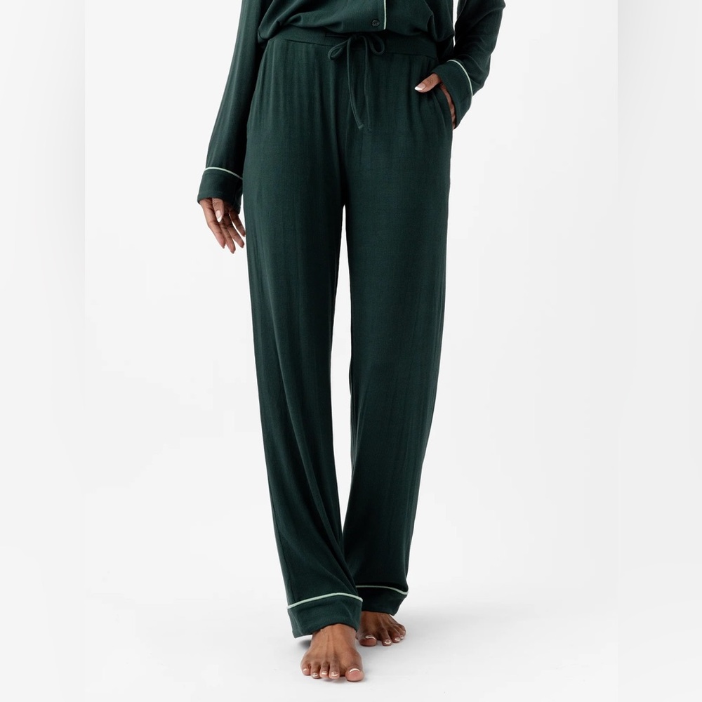 Cozy Earth Bamboo Pajama Bottoms Women’s Large Black  Casual Luxury Loungewear.